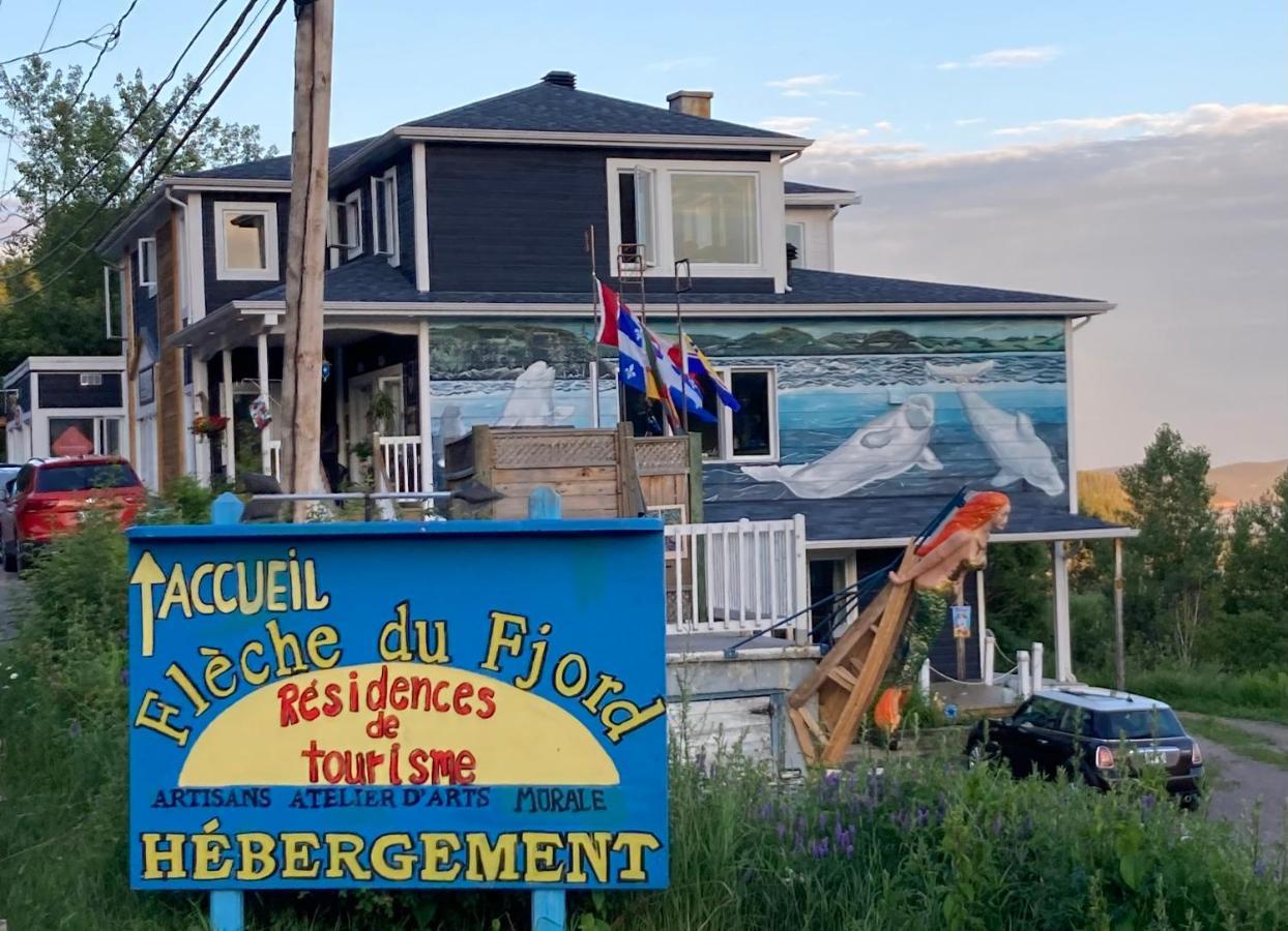 Suite 2 Fleche Du Fjord Vue Saguenay Mont Valin Saint-Fulgence Extérieur photo