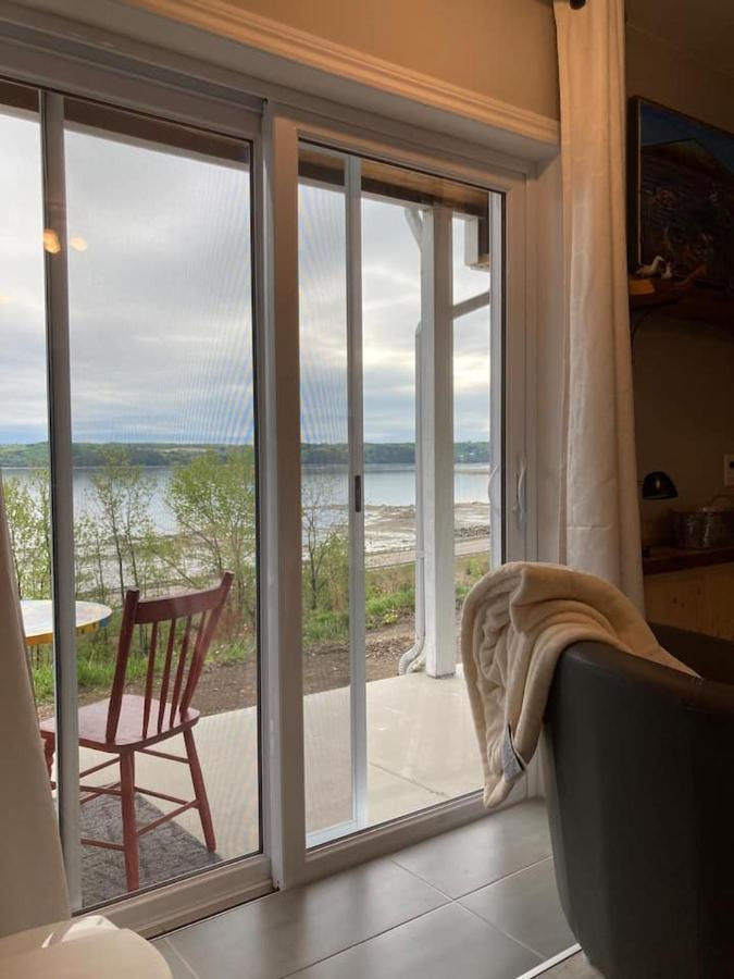 Suite 2 Fleche Du Fjord Vue Saguenay Mont Valin Saint-Fulgence Extérieur photo